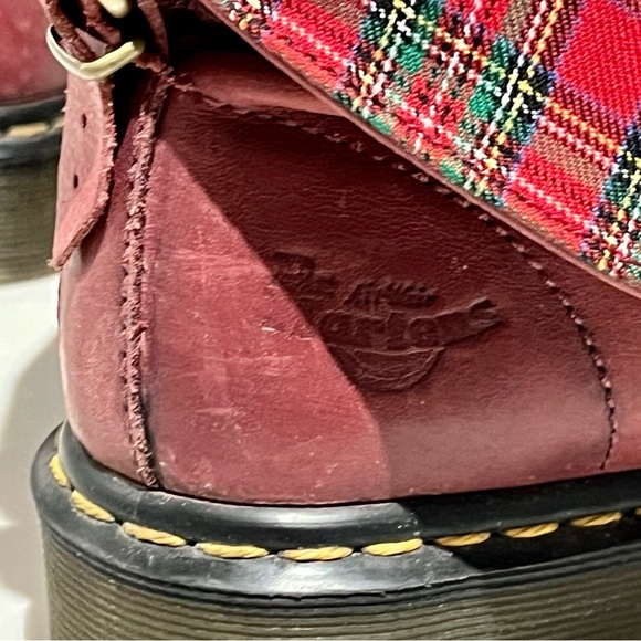 Dr. Marten’s Fold Over Boots - Picture 9 of 13